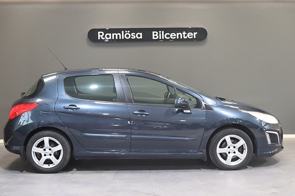 Peugeot 308 3 of 18