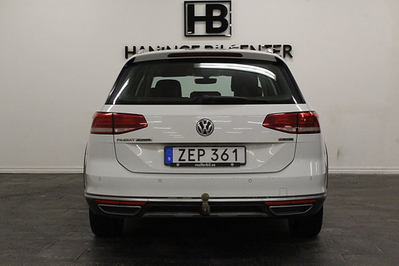 Volkswagen Passat Alltrack 5 of 5
