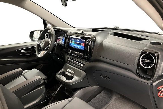 Mercedes-Benz Vito 119 9 of 24