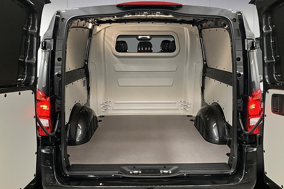 Mercedes-Benz Vito 119 16 of 24