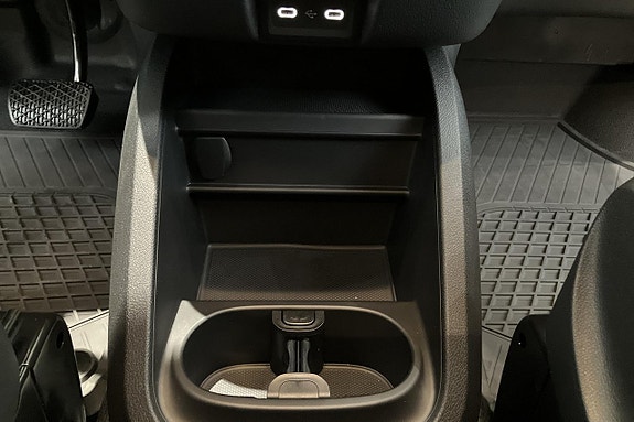 Mercedes-Benz Vito 119 21 of 24