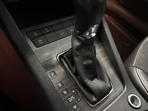 Skoda Octavia Scout 6 of 19