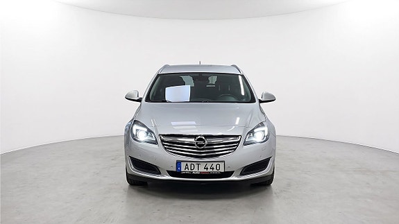 Opel Insignia 2 of 5