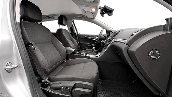 Opel Insignia 14 of 17