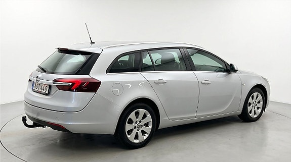 Opel Insignia 4 of 5