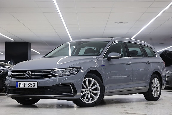 Volkswagen Passat 3 of 5