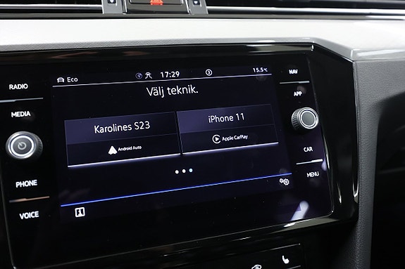 Volkswagen Passat 20 of 24