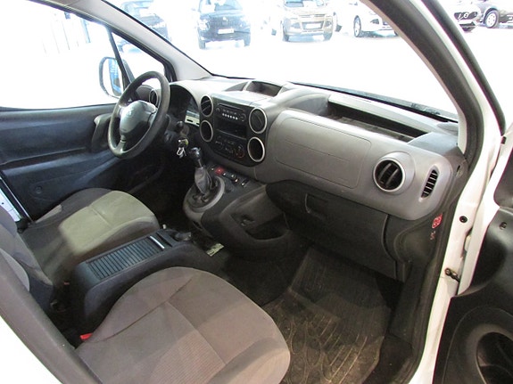 Peugeot Partner 12 of 15