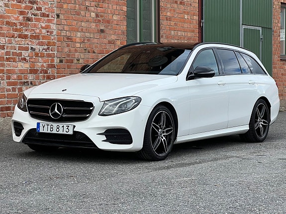 Mercedes-Benz E200 3 of 25