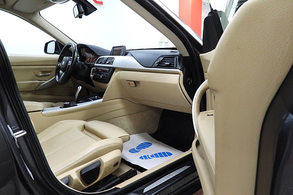 BMW 320 16 of 26