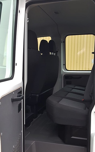 Volkswagen Crafter 10 of 22