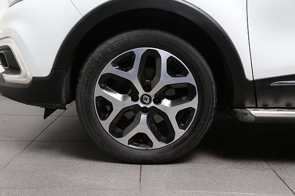 Renault Captur 9 of 24