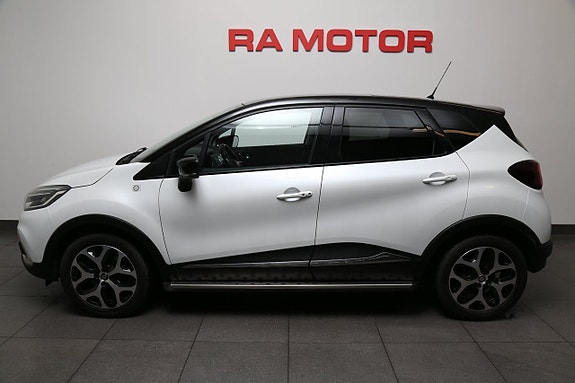 Renault Captur 3 of 24