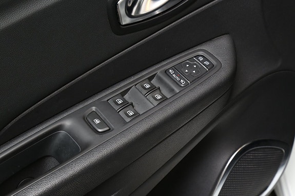 Renault Captur 13 of 24