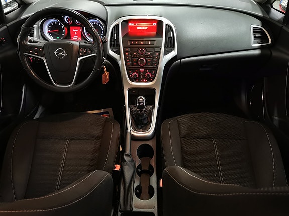 Opel Astra 15 of 18