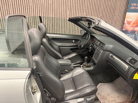 Volvo C70 7 of 15