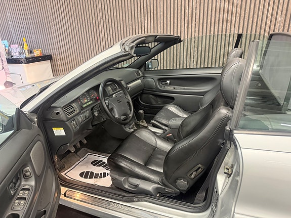 Volvo C70 12 of 15