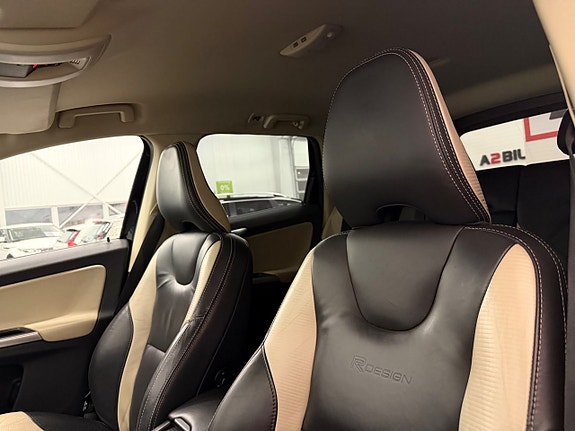 Volvo XC60 15 of 22