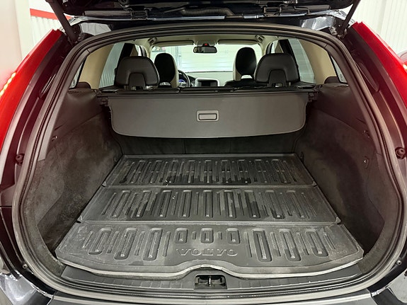 Volvo XC60 6 of 22