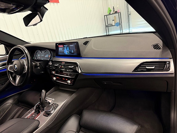 BMW 530e 11 of 27