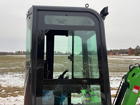 NordMex LX10 Minigrävare 10hp | Fullutrustad | CE & Euro 5 7 of 12