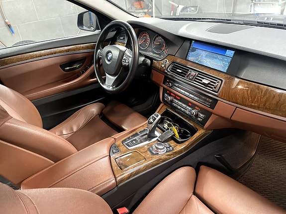 BMW 525d 14 of 15