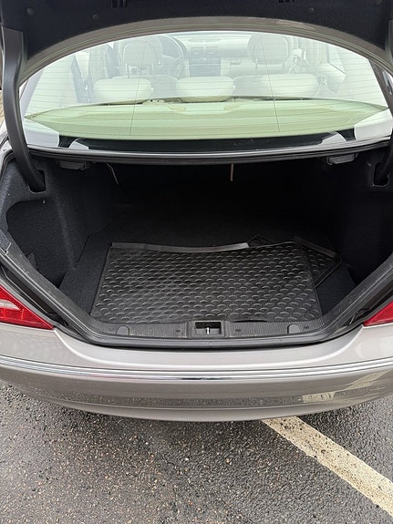 Mercedes-Benz C320 27 of 29