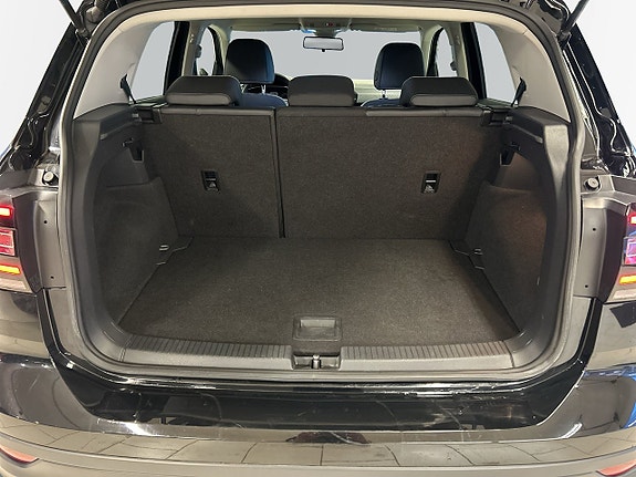 Volkswagen T-Cross 15 of 18