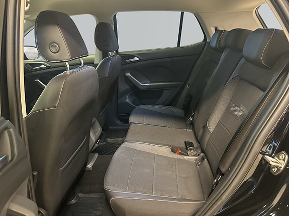 Volkswagen T-Cross 14 of 18