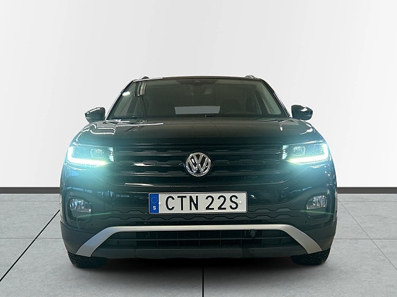 Volkswagen T-Cross 2 of 5