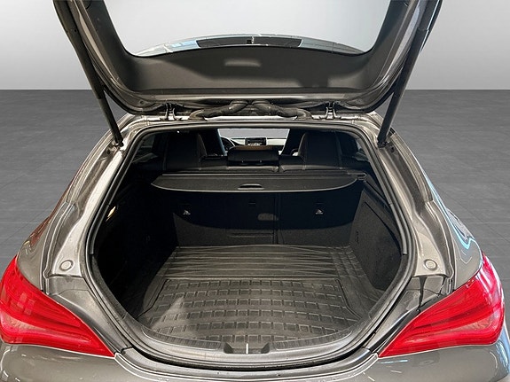 Mercedes-Benz CLA220 d 17 of 18