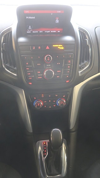 Opel Zafira Tourer 12 of 27