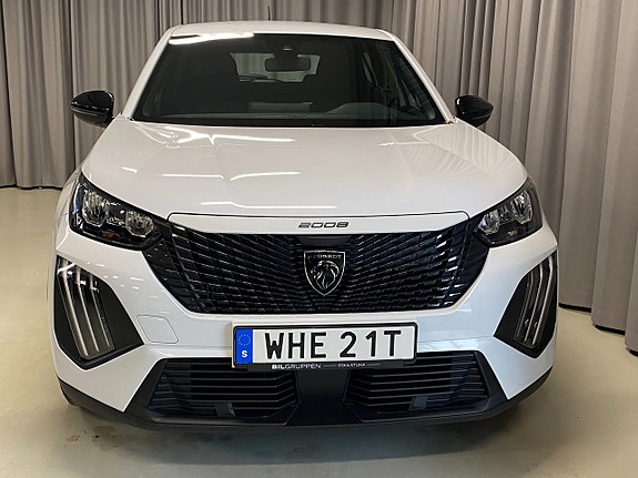 Peugeot 2008 4 of 5