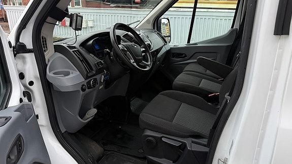 Ford Transit 6 of 11