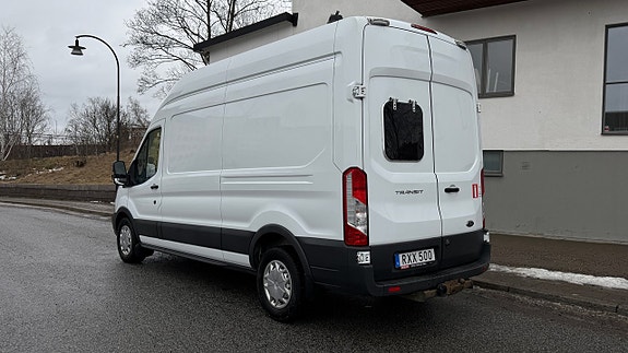 Ford Transit 2 of 5