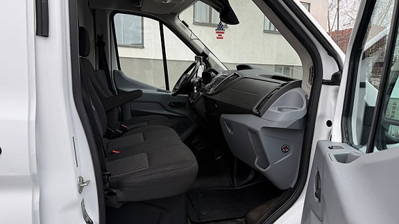 Ford Transit 5 of 5