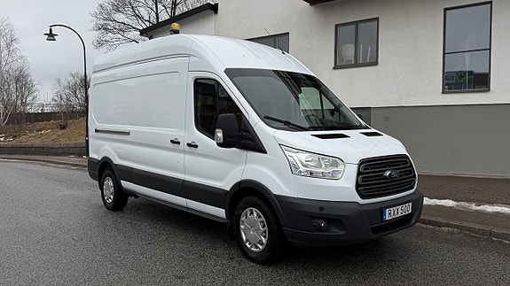 Ford Transit 3 of 5