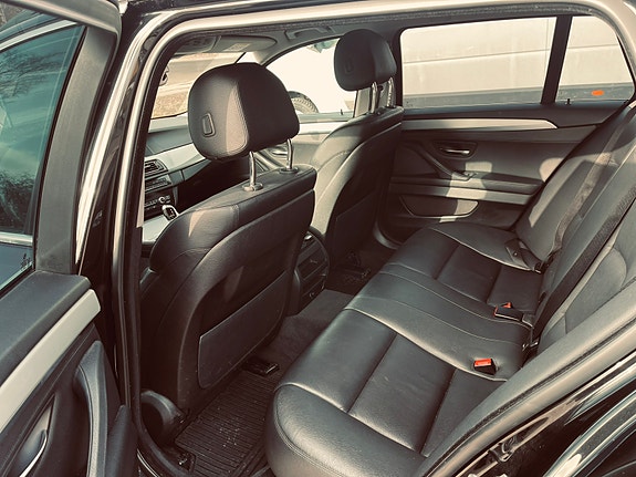 BMW 520d 5 of 6
