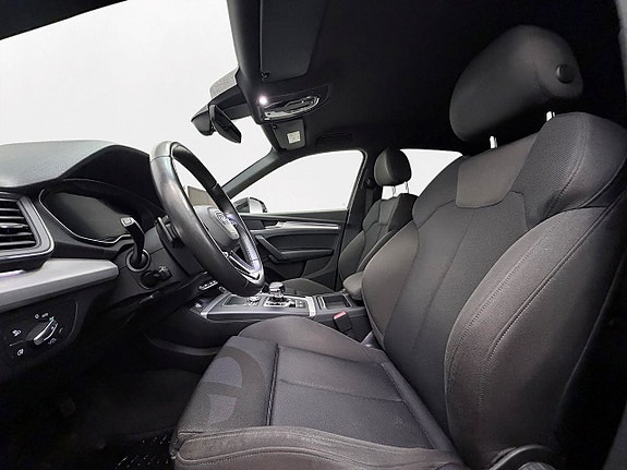 Audi Q5 10 of 27