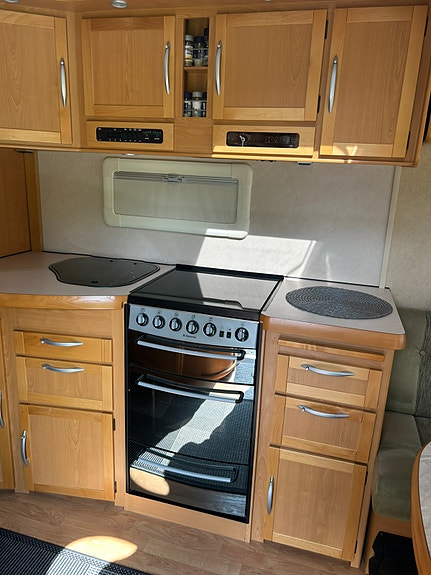 KABE Royal 590 XL KS 9 of 11