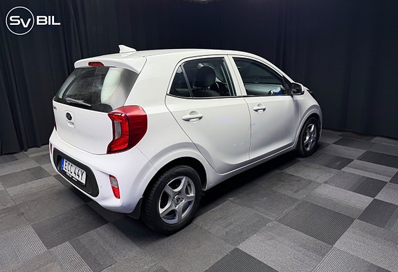 Kia Picanto 4 of 26