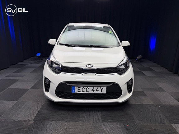 Kia Picanto 2 of 26