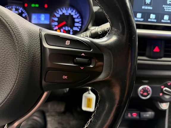 Kia Picanto 19 of 26