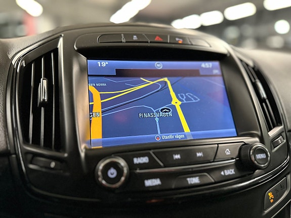 Opel Insignia 18 of 22