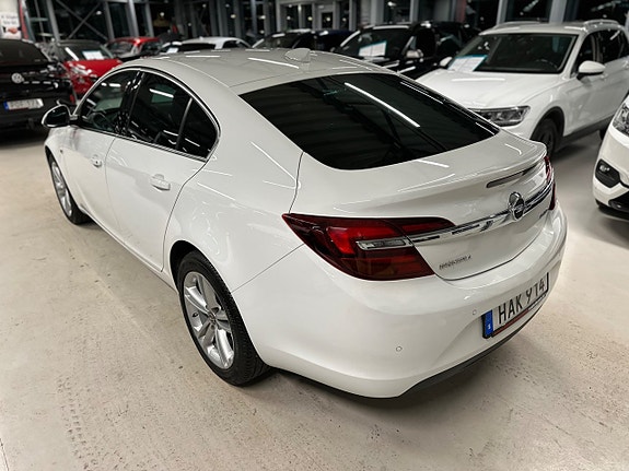 Opel Insignia 21 of 22