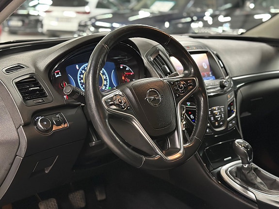 Opel Insignia 16 of 22