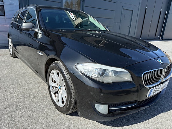 BMW 520d 3 of 5