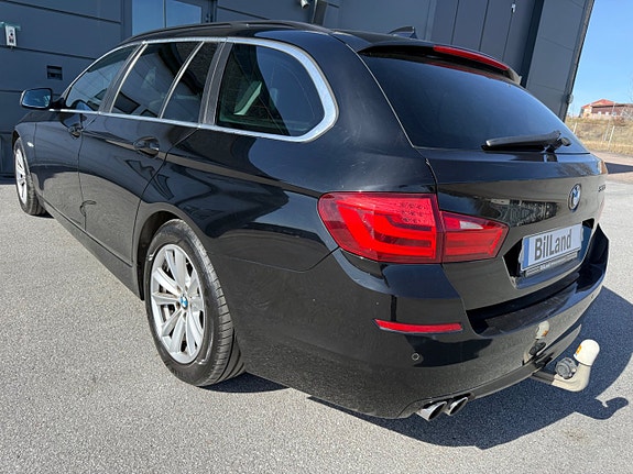 BMW 520d 4 of 5