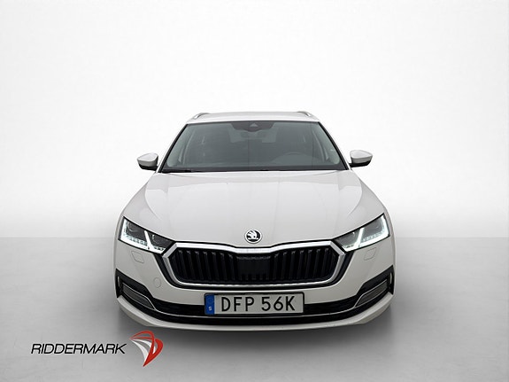 Skoda Octavia 2 of 5