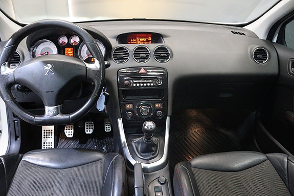 Peugeot 308 18 of 21